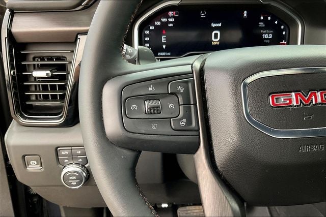 2024 GMC Sierra 1500 4WD Crew Cab Short Box AT4