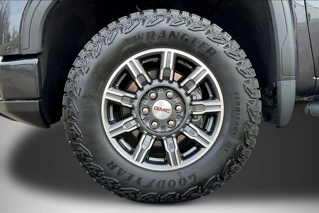 2024 GMC Sierra 1500 4WD Crew Cab Short Box AT4