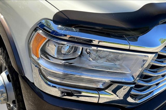 2020 RAM 3500 Laramie Longhorn Crew Cab 4x4 8' Box