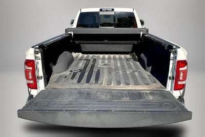 2020 RAM 3500 Laramie Longhorn Crew Cab 4x4 8' Box