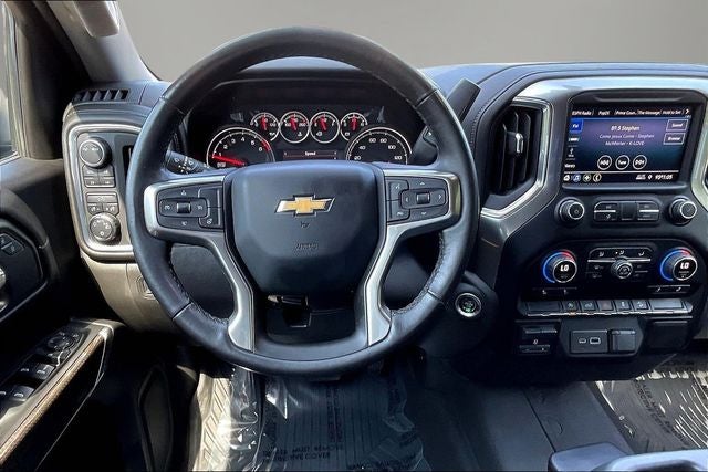 2021 Chevrolet Silverado 1500 4WD Crew Cab Short Bed LT