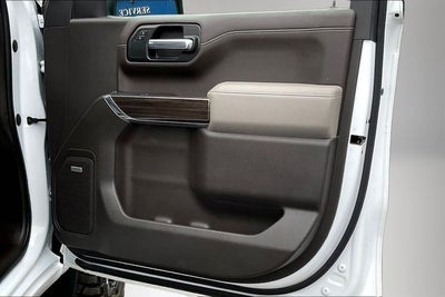 2021 Chevrolet Silverado 1500 4WD Crew Cab Short Bed RST
