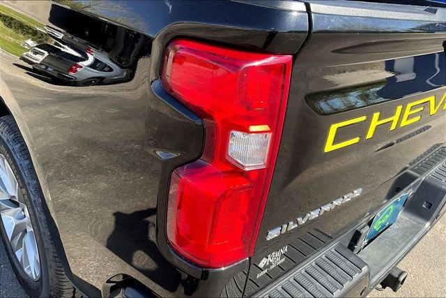 2022 Chevrolet Silverado 1500 LTD 4WD Crew Cab Short Bed High Country
