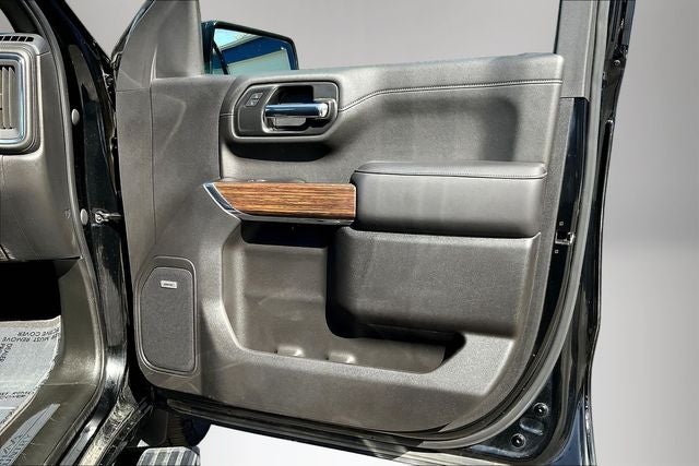 2022 Chevrolet Silverado 1500 LTD 4WD Crew Cab Short Bed High Country