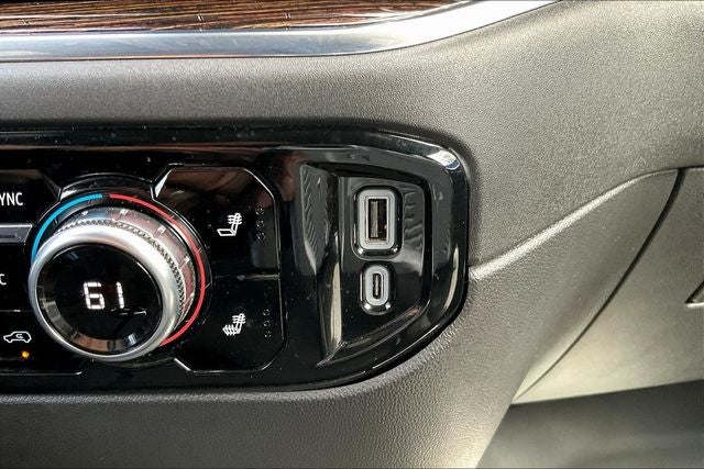 2024 GMC Sierra 1500 4WD Crew Cab Short Box Elevation with 3SB