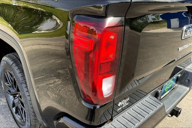 2024 GMC Sierra 1500 4WD Crew Cab Short Box Elevation with 3SB