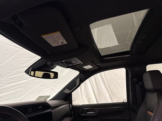 2024 GMC Sierra 1500 4WD Crew Cab Short Box AT4