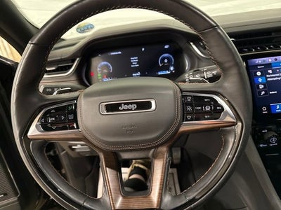 2022 Jeep Grand Cherokee Summit