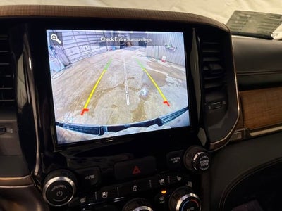 2020 RAM 1500 Laramie Longhorn Crew Cab 4x4 5'7" Box