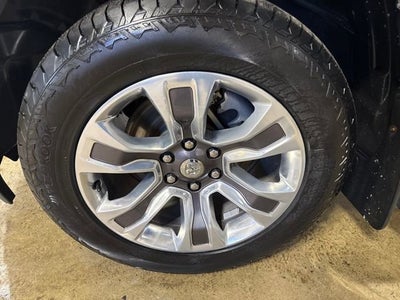 2020 RAM 1500 Laramie Longhorn Crew Cab 4x4 5'7" Box