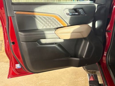 2023 GMC Canyon Denali