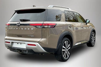 2024 Nissan Pathfinder Platinum